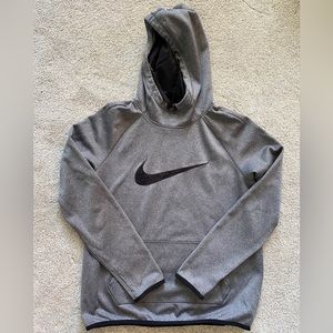 Nike dri-fit gray and black sweatshirt